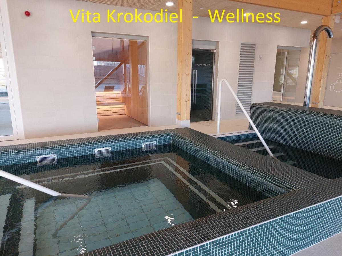 Hotel Acropolis " Op Het Sportiefste Park Van De Kust " 미들케르케 외부 사진
