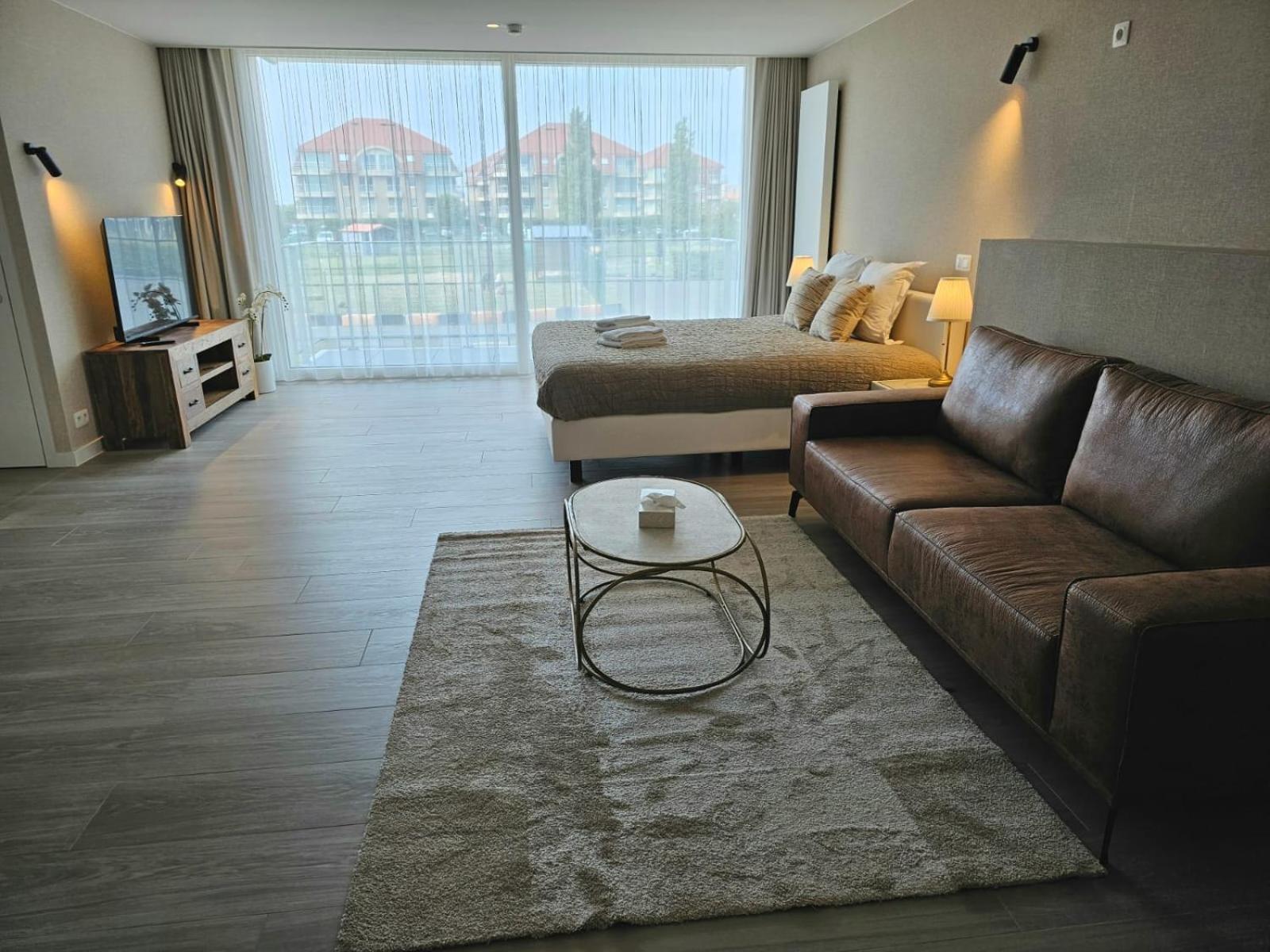 Hotel Acropolis " Op Het Sportiefste Park Van De Kust " 미들케르케 외부 사진