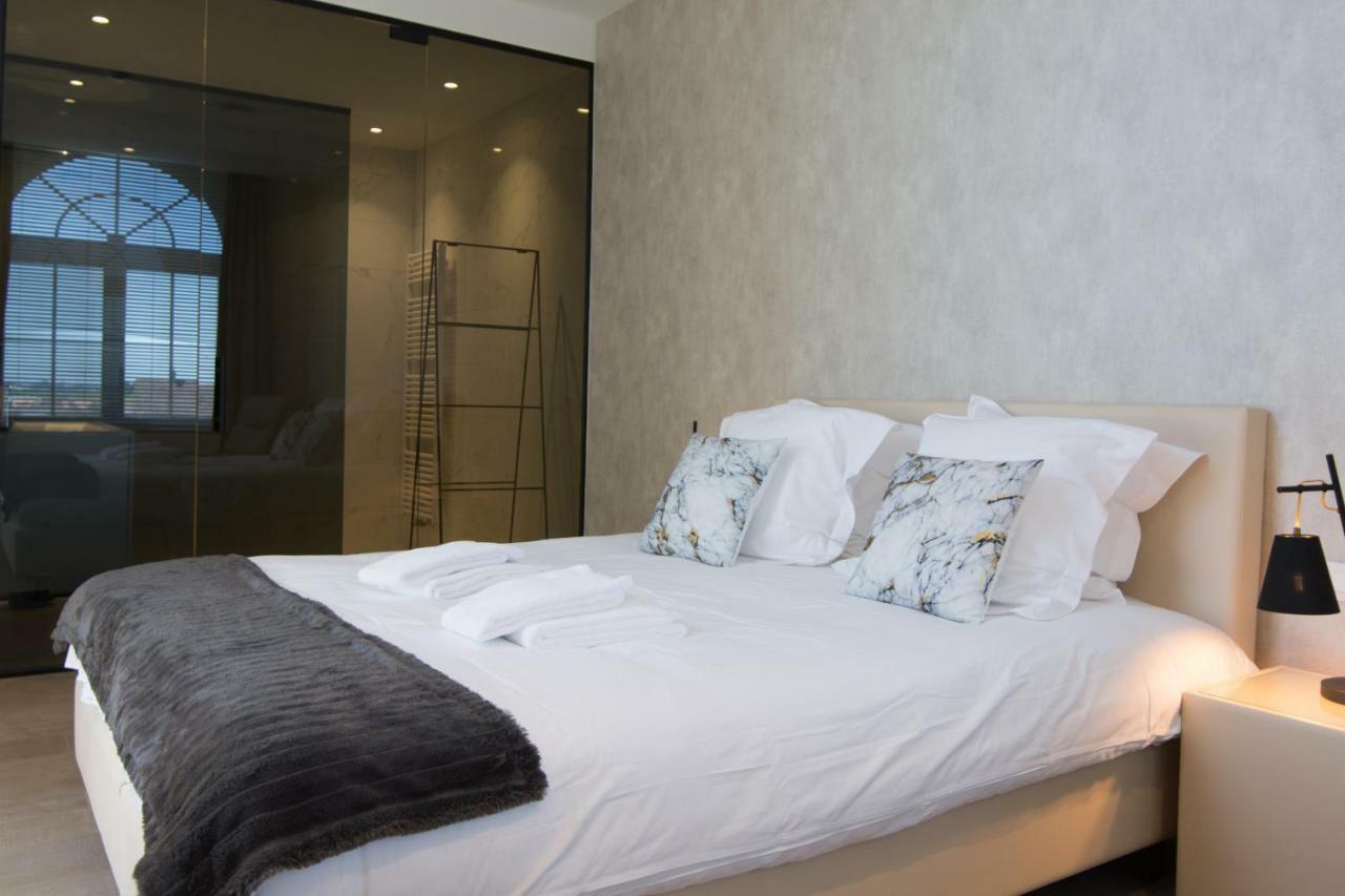 Hotel Acropolis " Op Het Sportiefste Park Van De Kust " 미들케르케 외부 사진