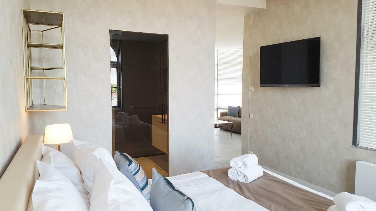 Hotel Acropolis " Op Het Sportiefste Park Van De Kust " 미들케르케 외부 사진